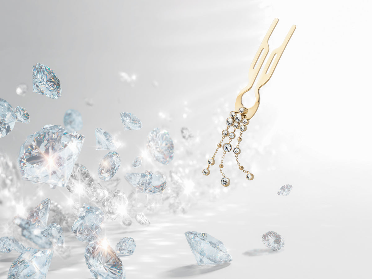 Nº1 Hairpin Pendant | Triple Strand with Swarovski® | Yellow Gold Finish