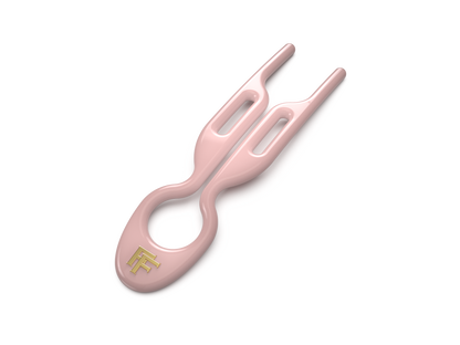 Seashell Pink No.1 Hairpin with golden Fiona Franchimon initials