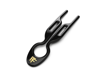 Black No.1 Hairpin with golden Fiona Franchimon initials