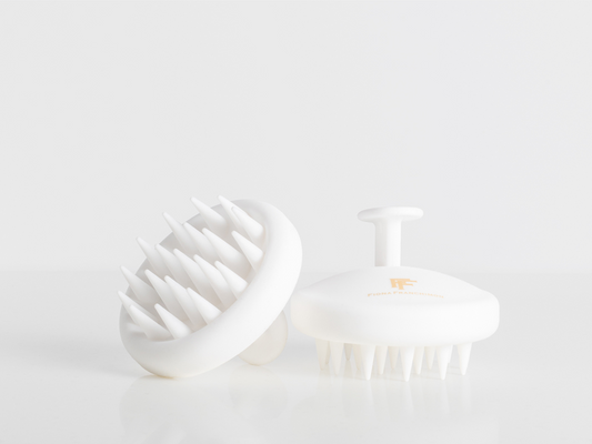 ‍Fiona Franchimon Scalp Massage Brush (100% off)